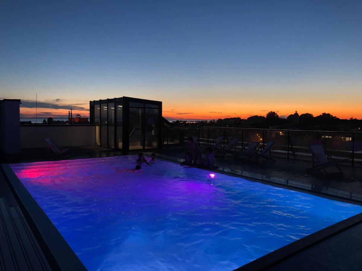 Natural Apartment Hel